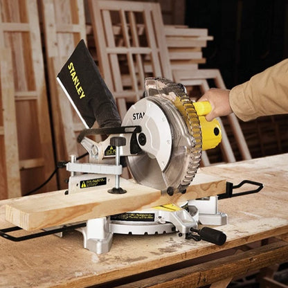 Sierra Ingleteadora 10'' 1500W Sm16-B3, Stanley, Mod. 80448